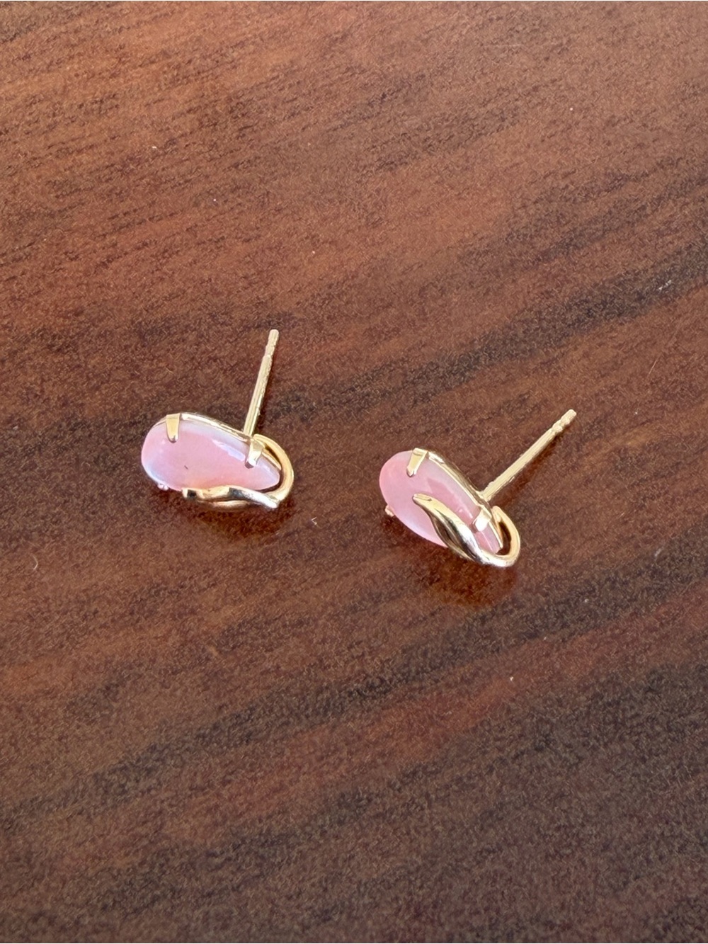 Vintage 14K Yellow Gold Pink Stone Stud Earrings